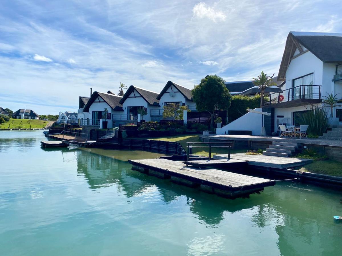 Canal Guest House - Waterfront Boutique Bed & Breakfast - Solar Power セント・フランシス・ベイ エクステリア 写真